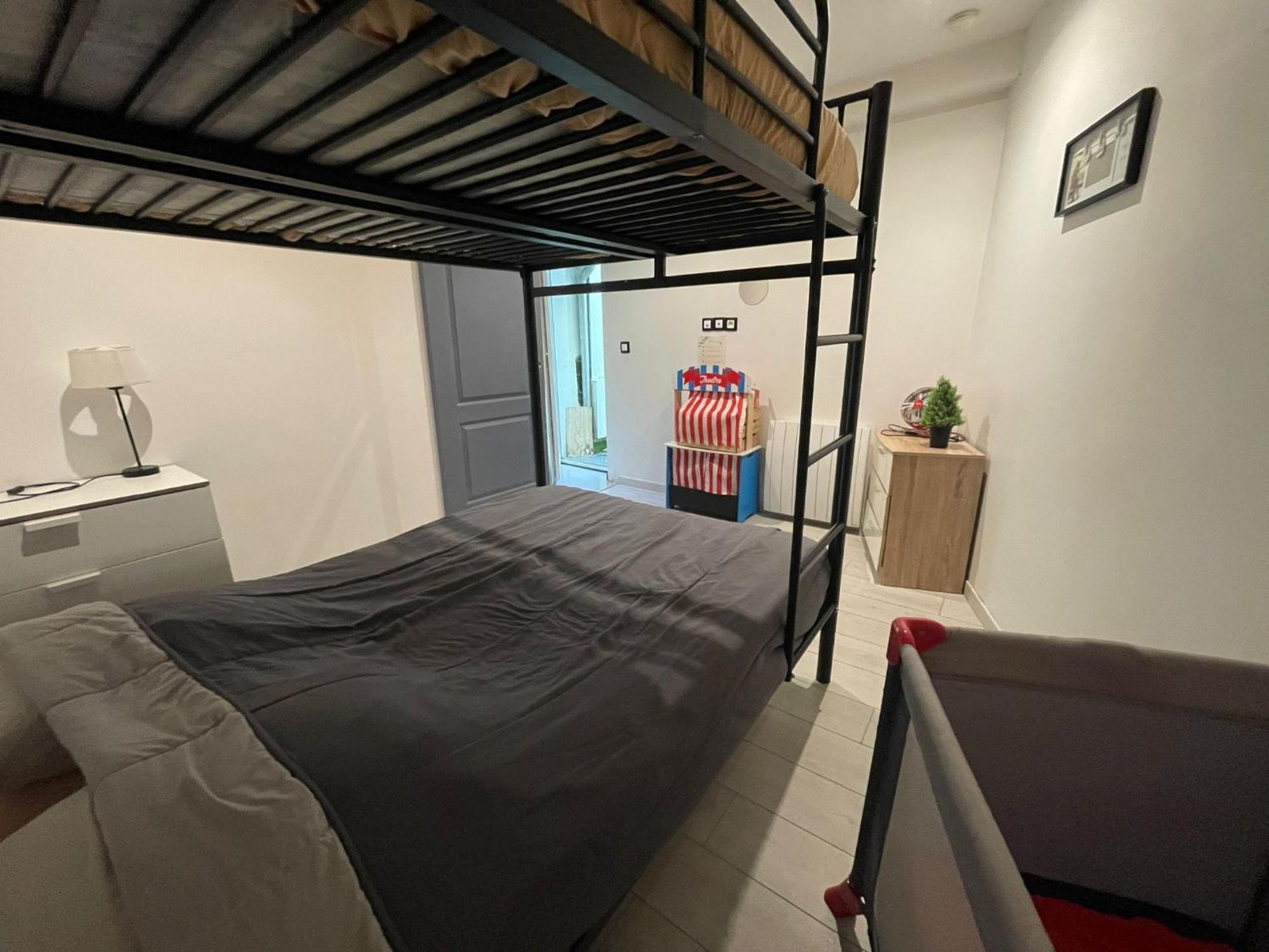 Appartement Villiers Sur Morin Proche De Disneyland Exteriör bild