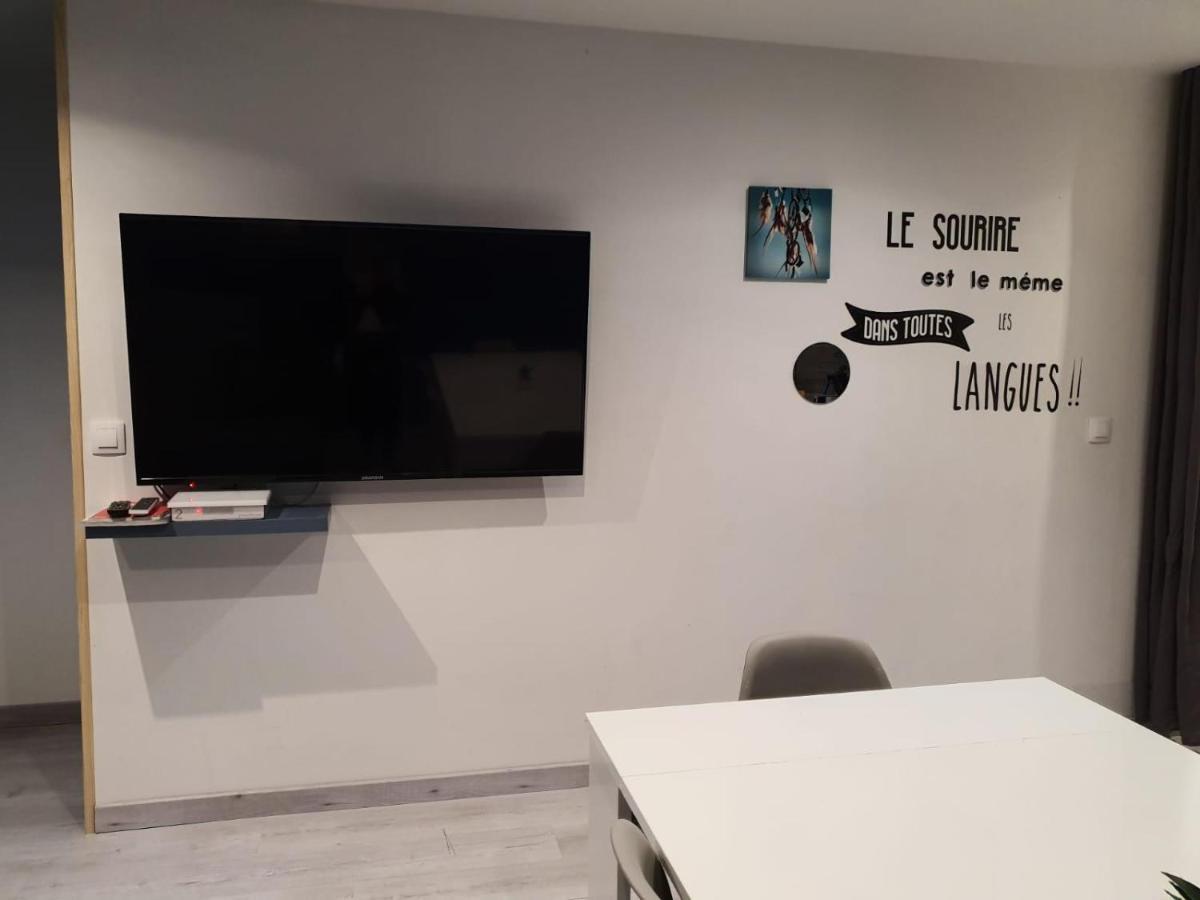 Appartement Villiers Sur Morin Proche De Disneyland Exteriör bild