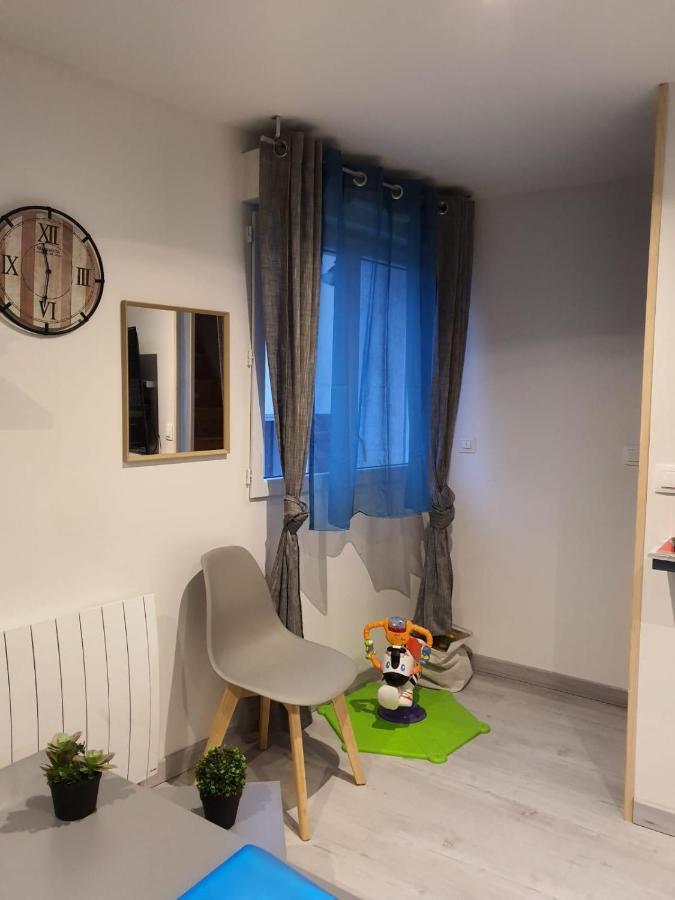 Appartement Villiers Sur Morin Proche De Disneyland Exteriör bild